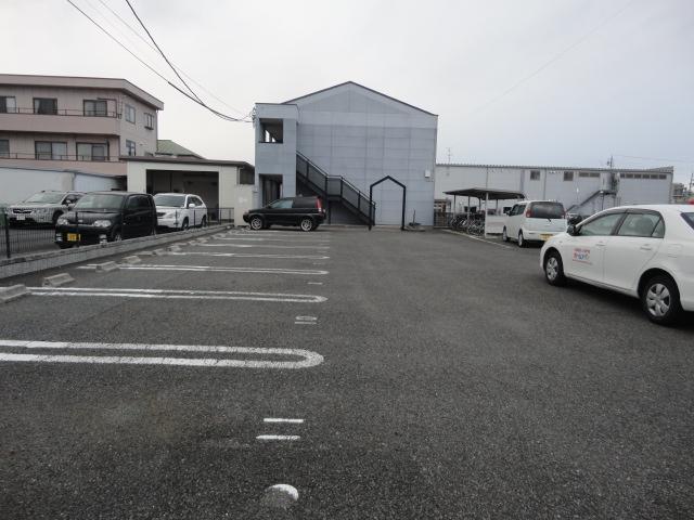 駐車場　外観写真（昼）