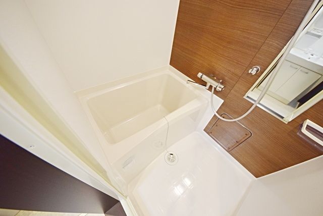 バス・シャワールーム　浴室乾燥機付きバス