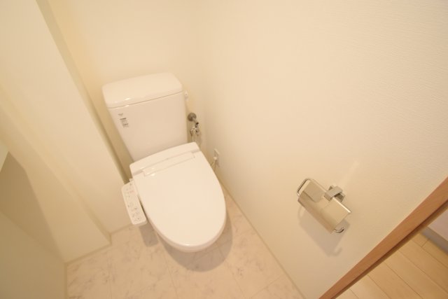 トイレ　別部屋参考写真