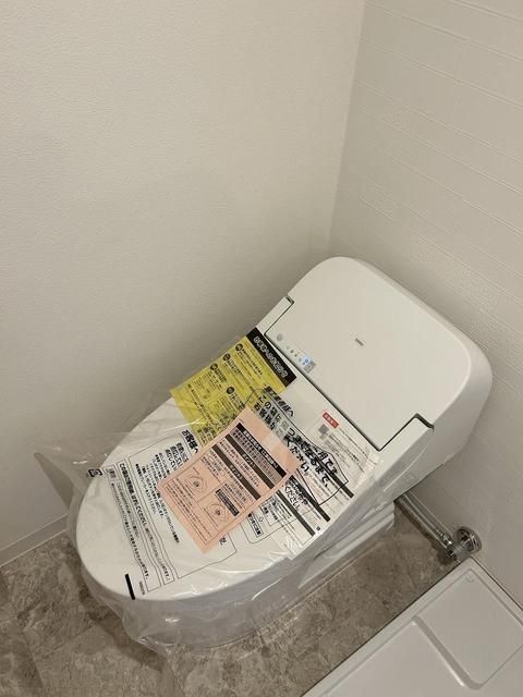 トイレ　別号室参考写真