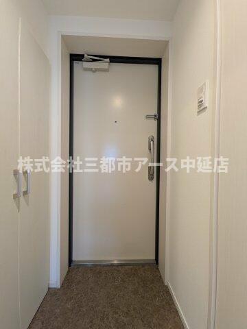 玄関　エルファーロ大井町　は三都市アース中延店へお任せください！