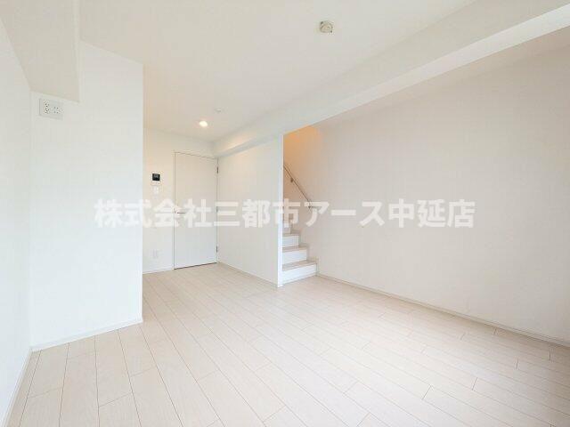 居室・リビング　エルファーロ大井町　は三都市アース中延店へお任せください！