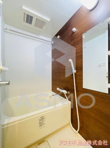 バス・シャワールーム　同マンション別部屋参考写真