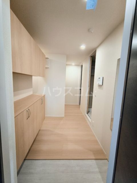 Century Grove 守山の玄関写真