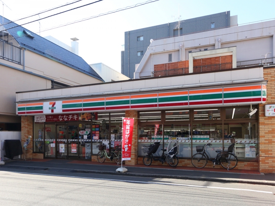 コンビニ　セブンイレブン墨田菊川1丁目店（コンビニ）まで182m