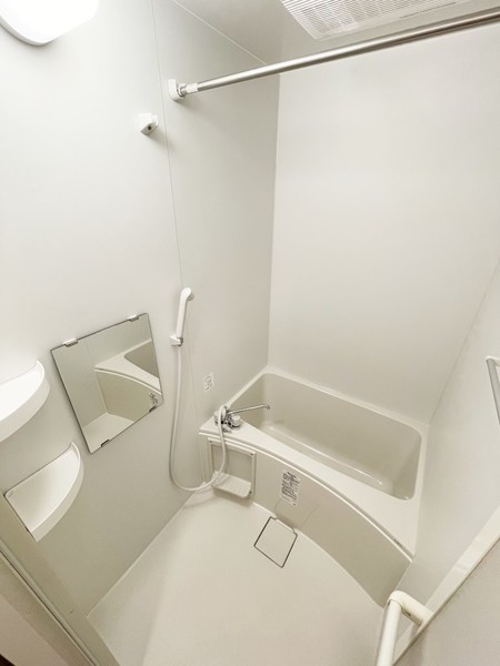 バス・シャワールーム　※他部屋参考写真