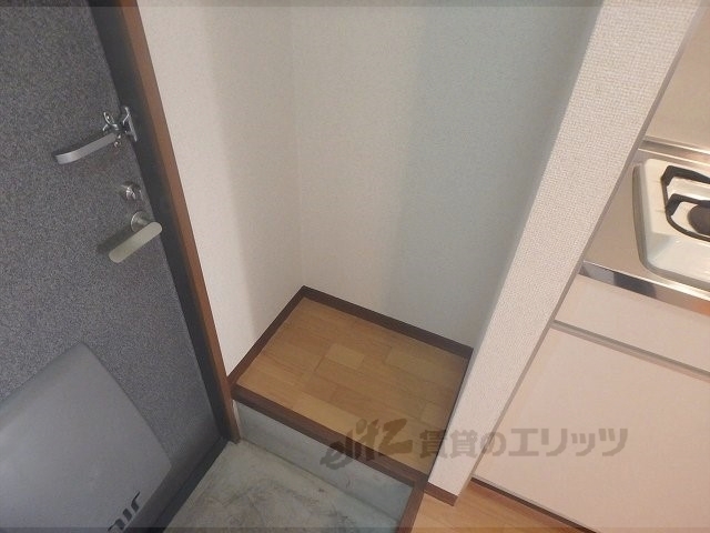 収納　下駄箱置き場
