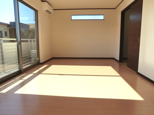 その他部屋・スペース　★南西角部屋！２面採光の明るいリビングダイニングです★