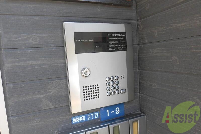 ロビー　オートロックで安心です