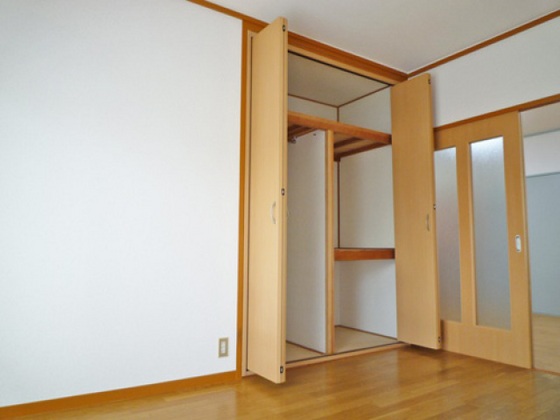 収納　※別部屋の写真です