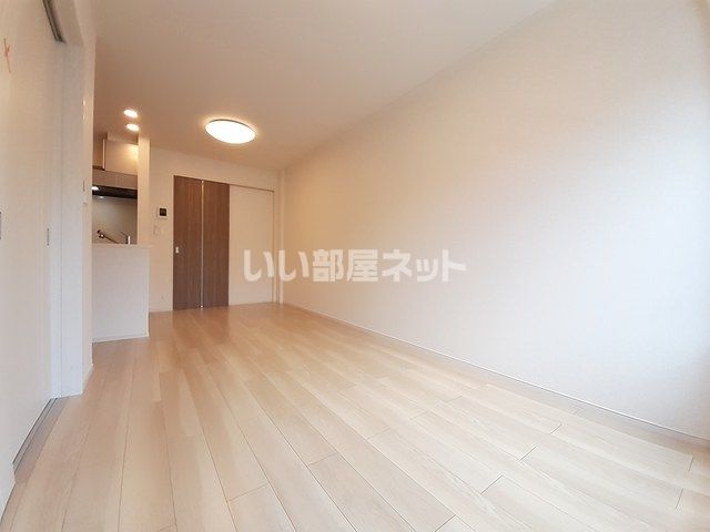 サンセールII Bの居間写真