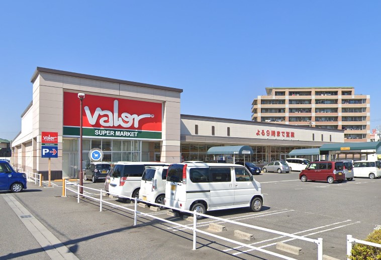スーパー　バロー 蟹江店（スーパー）まで852m