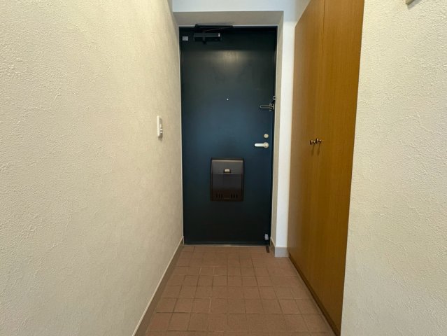 玄関　ファーニス白壁