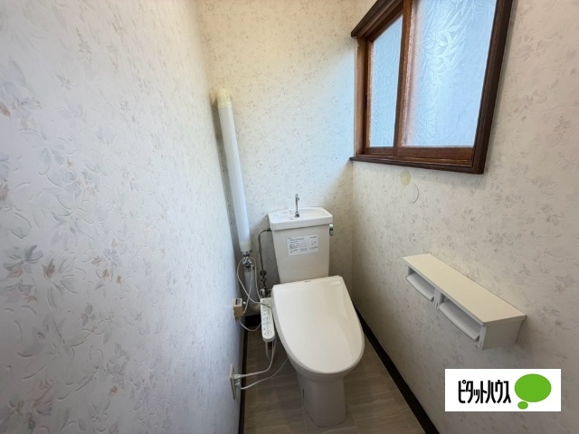 西3条南32丁目45貸家のトイレ写真