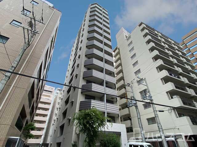 建物外観　スレンダーな外観です☆