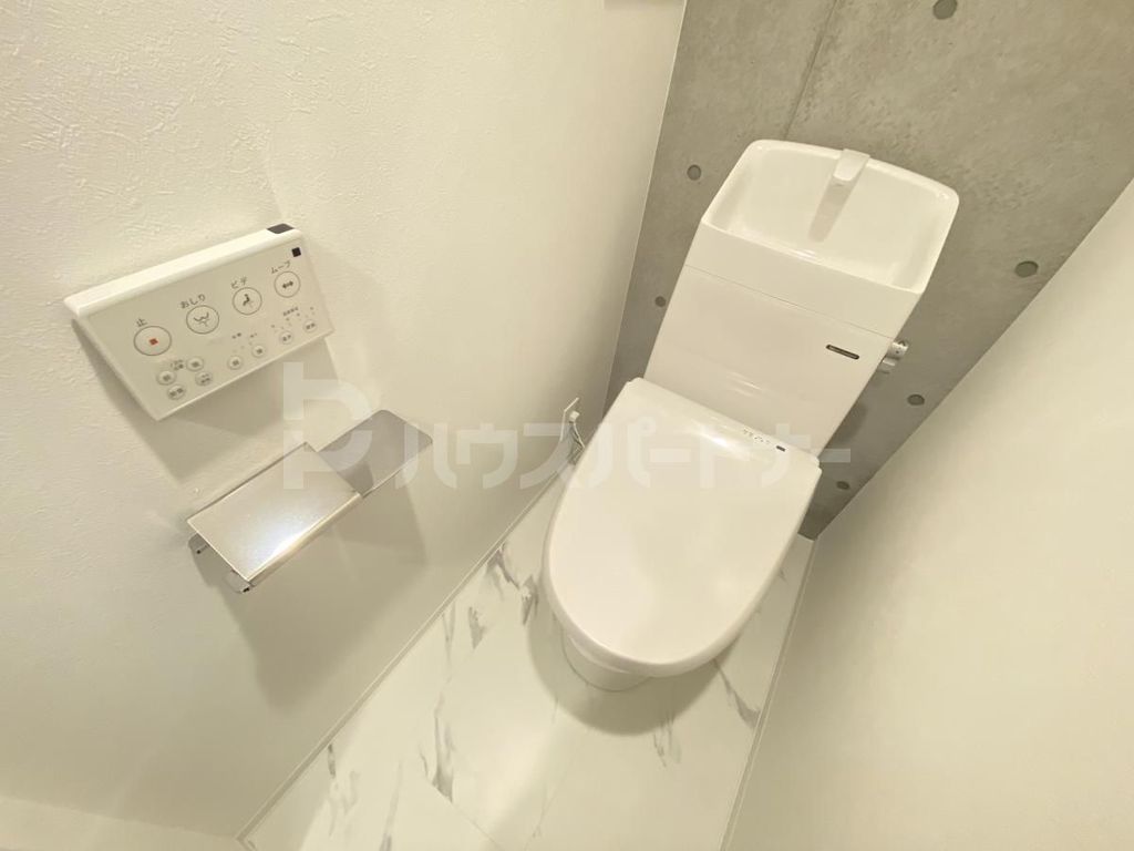 ＪＲ総武線 両国駅 徒歩5分 4階建 築5年のトイレ写真