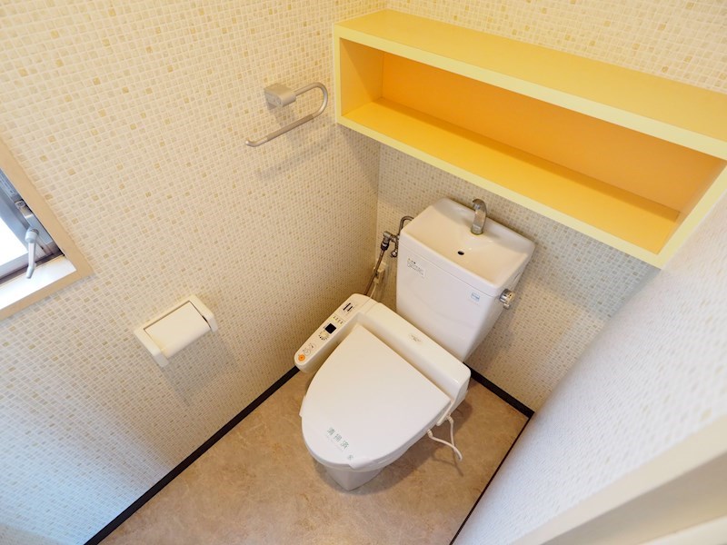 トイレ　ウォシュレット付きのトイレです。