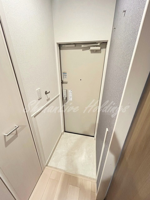 ＪＲ東海道本線 茅ケ崎駅 徒歩31分 3階建 築1年の玄関写真