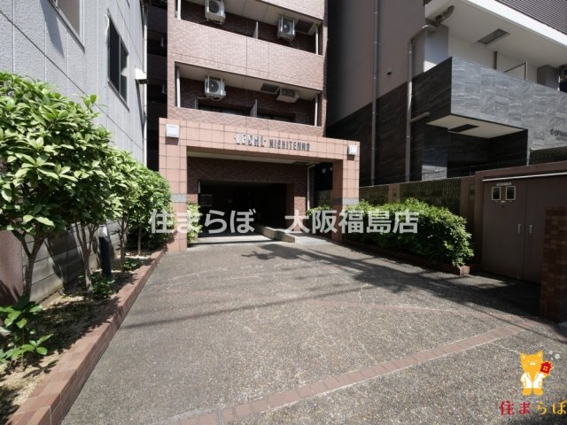 エントランス　共用部の印象も大切に