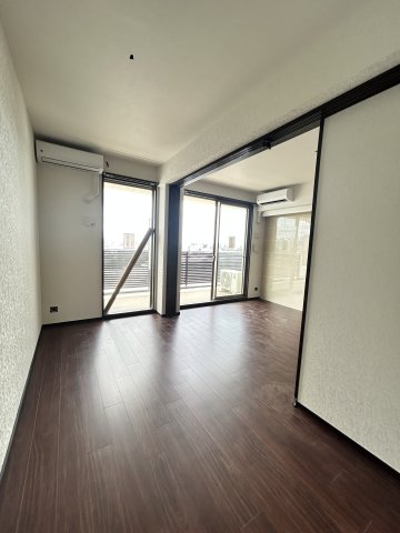 その他部屋・スペース　落ち着いて過ごせるお部屋なので、寝室にいかがでしょうか