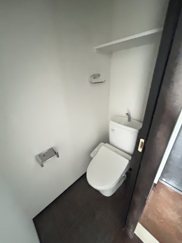 トイレ　シンプルで使いやすいトイレです