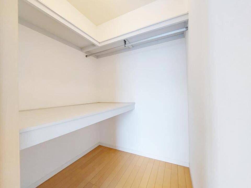 収納　ウォークインクローゼット