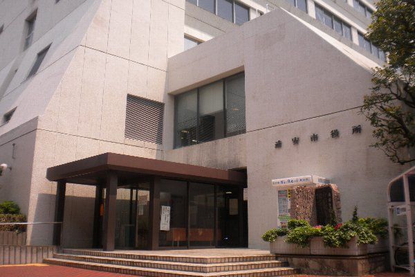 役所　浦安市役所（役所）まで974m