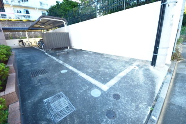 駐車場　★お部屋探しは株式会社タウンハウジング東京まで★
