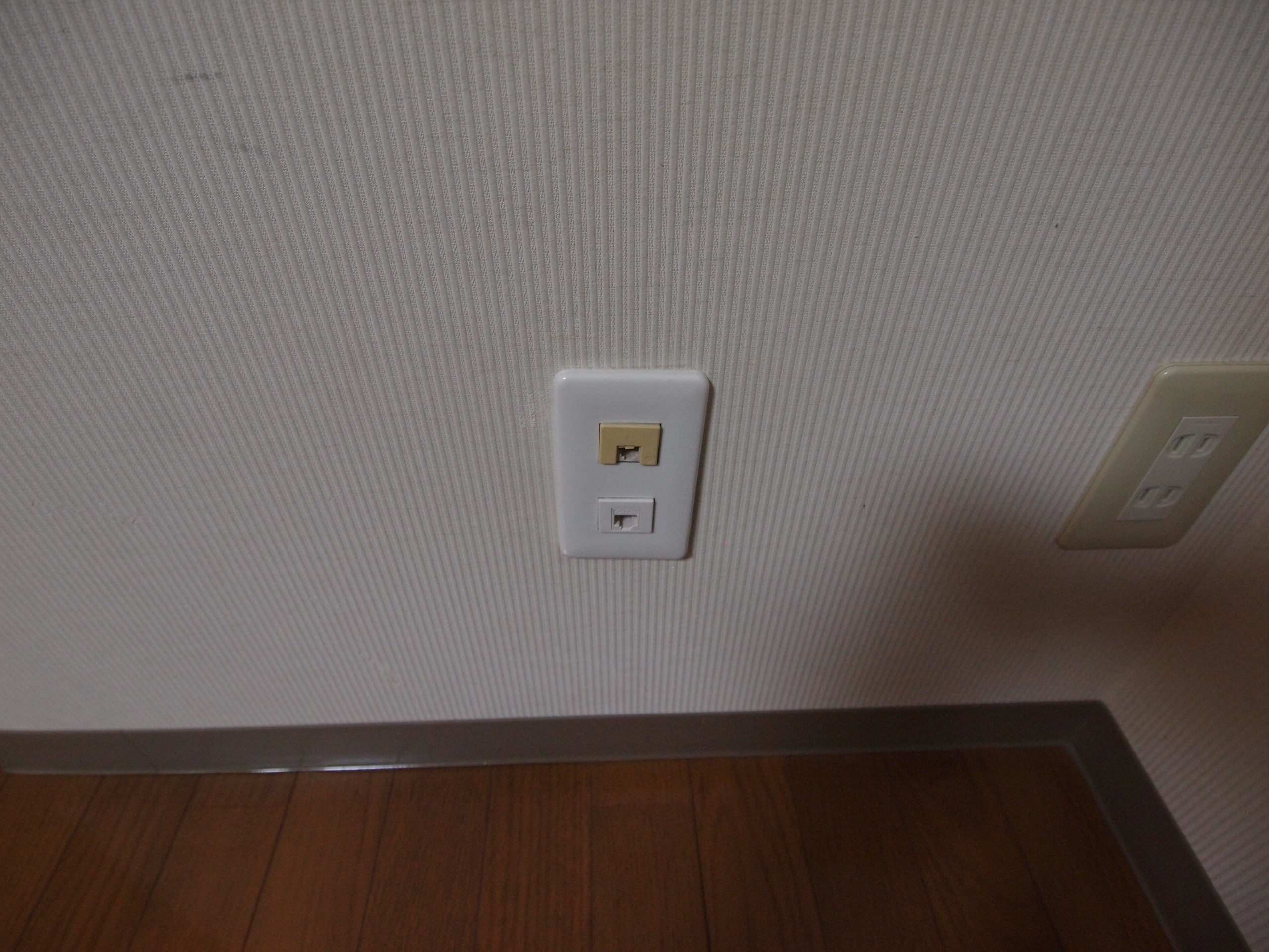 その他設備　インターネットLANケーブル差込口