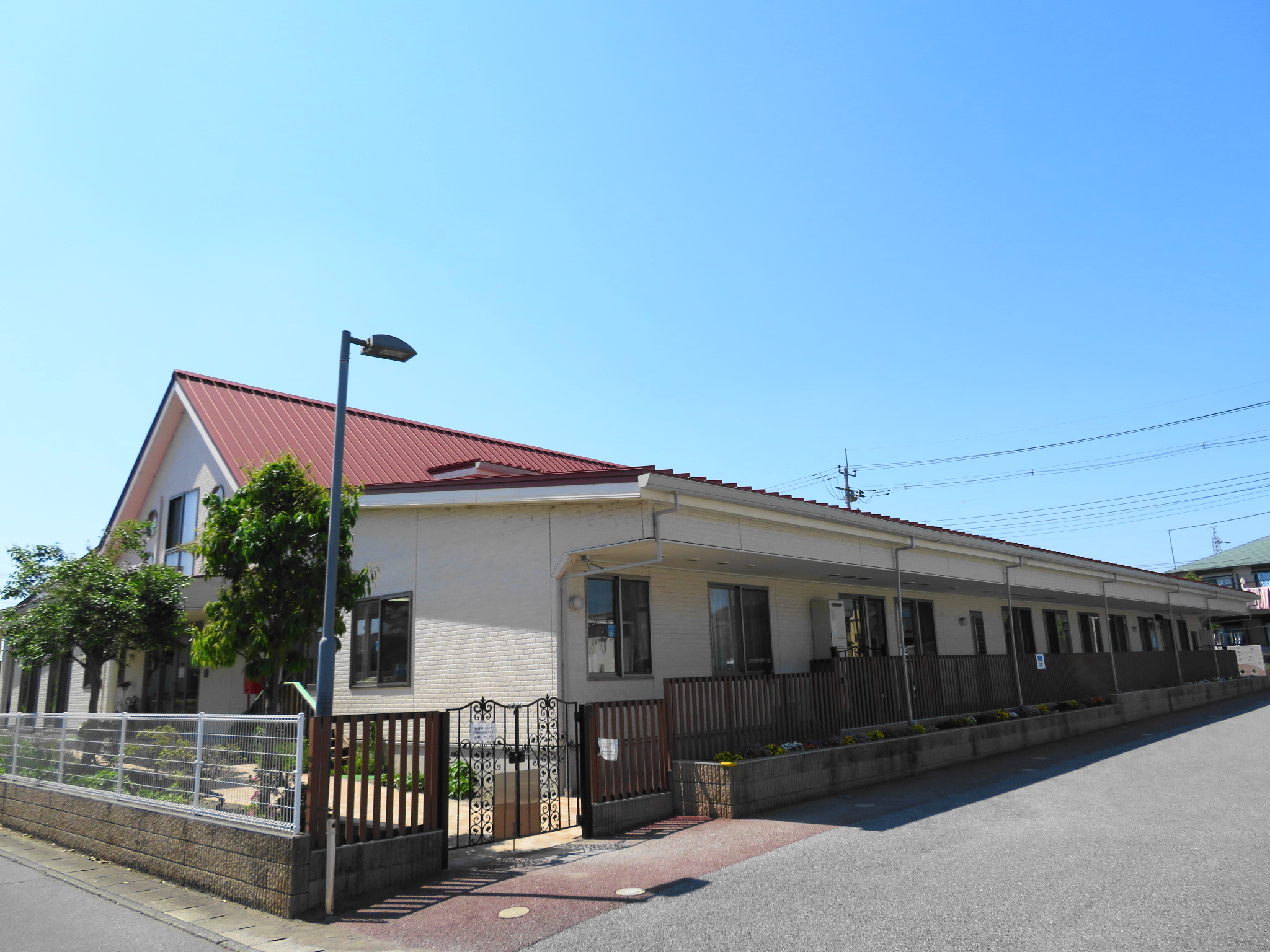 幼稚園・保育園　あさひの保育園（幼稚園・保育園）まで398m