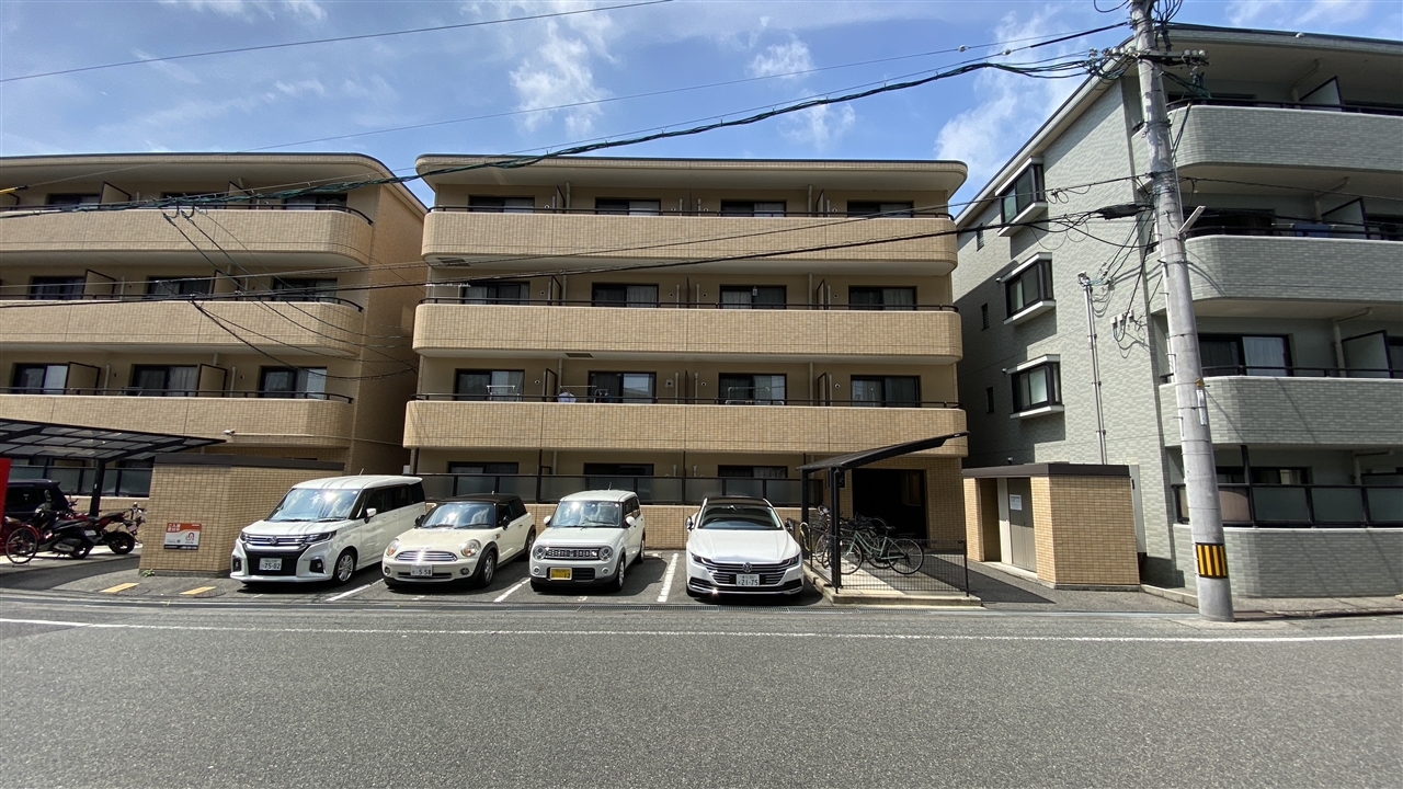 建物外観　2022年8月撮影
