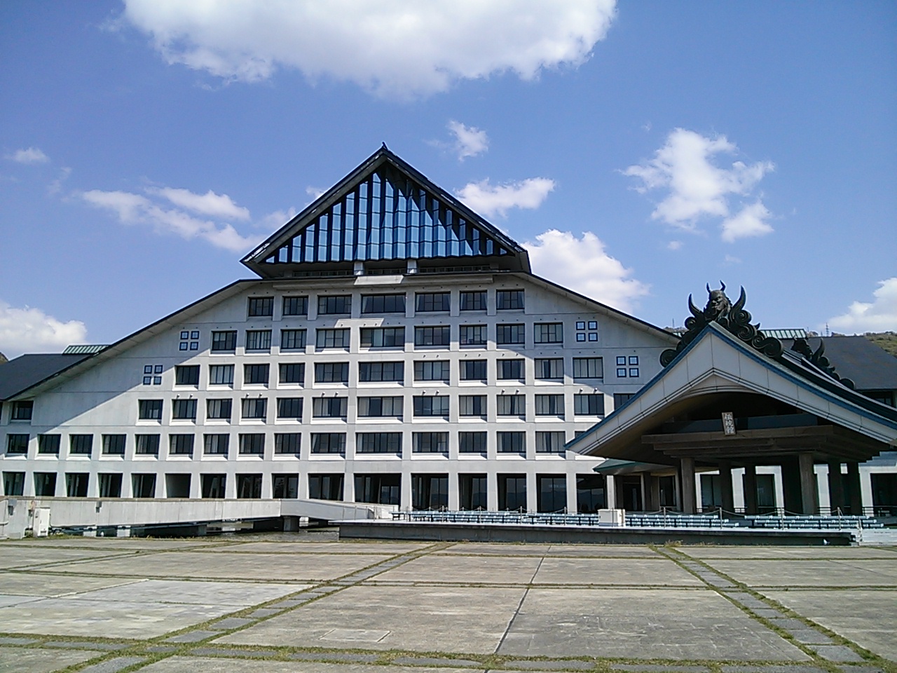 【山形市上桜田のアパートの大学・短大】