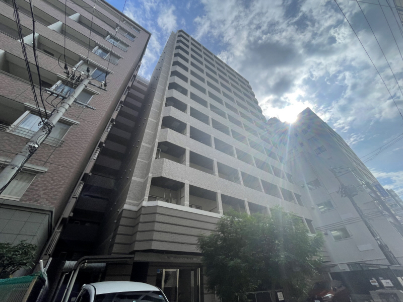 神戸市中央区中町通のマンションの建物外観