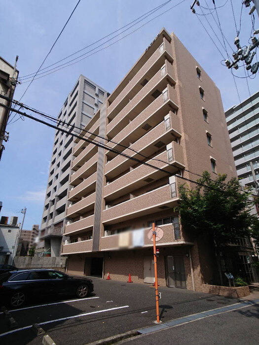 泉大津市田中町のマンションの建物外観