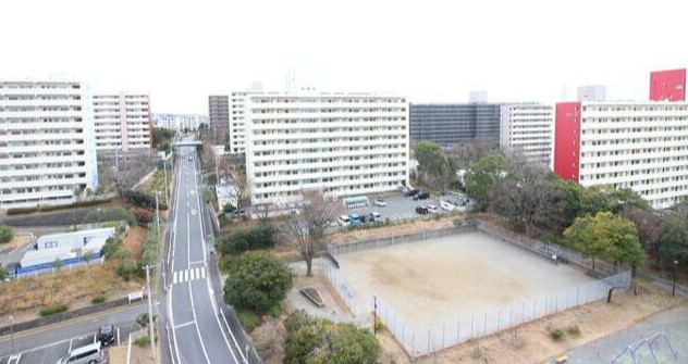 【横浜市港南区野庭町のマンションの眺望】