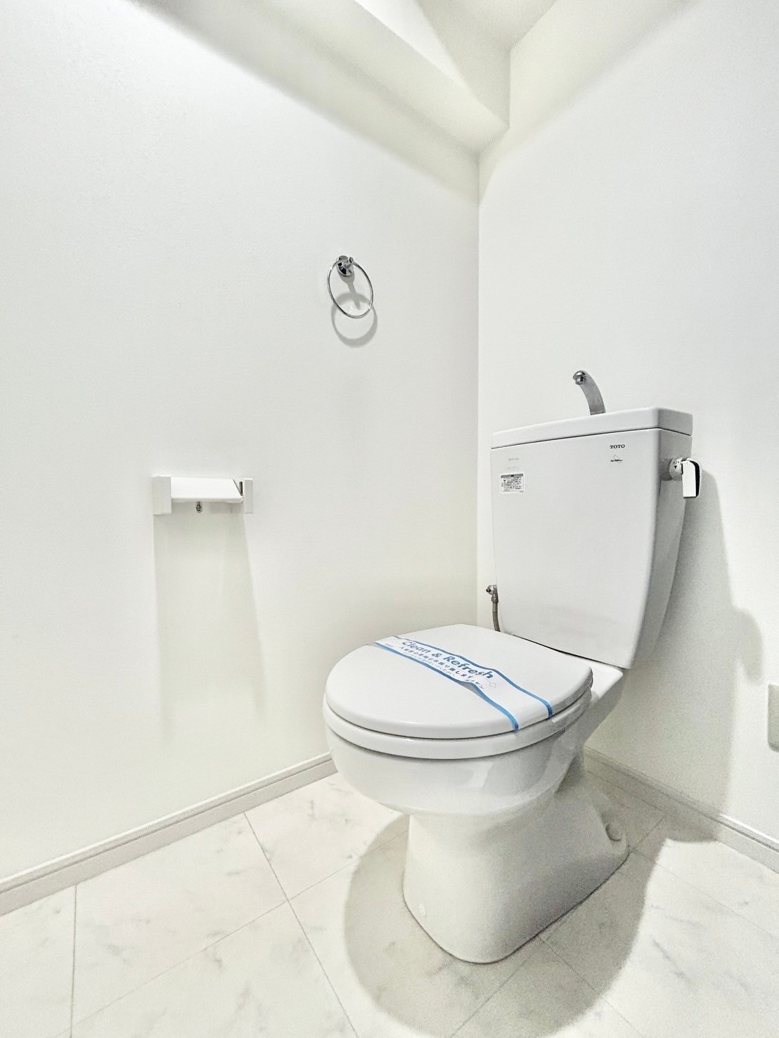 地下鉄名城線 志賀本通駅 徒歩4分 4階建 築54年のトイレ写真