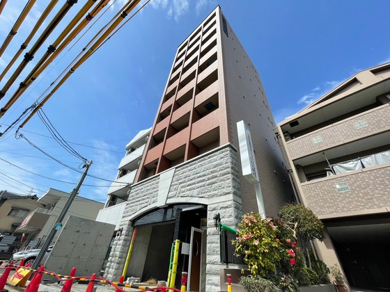 【広島市東区矢賀のマンションの建物外観】