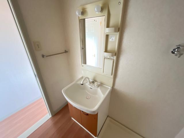 洗面設備　洗髪洗面化粧台