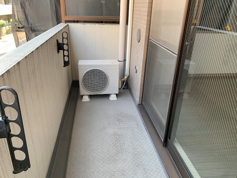 バルコニー　陽当たり良好なバルコニーです