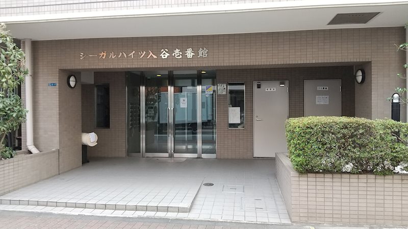 エントランス　エントランスです