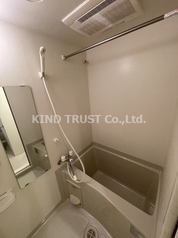 バス・シャワールーム　お風呂で日々の疲れを落としましょう