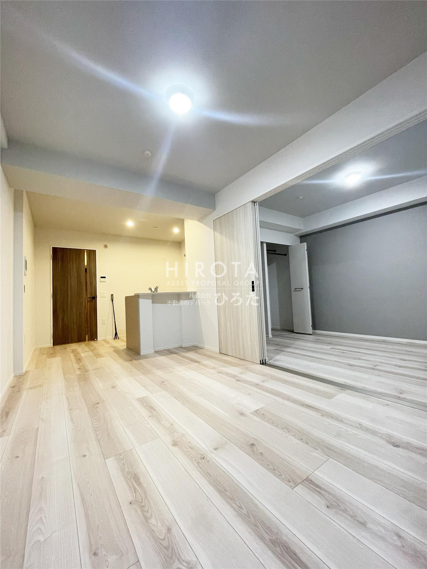 居室・リビング　302号室写真