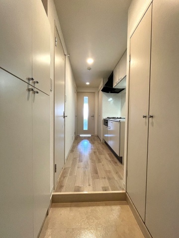 玄関　同物件別号室