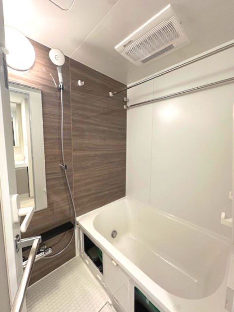 バス・シャワールーム