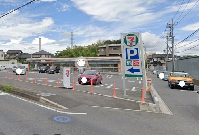 コンビニ　セブンイレブン松戸大橋十字路店（コンビニ）まで345m