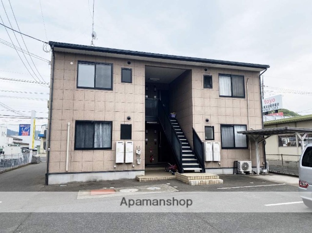 エントランス　駐車場