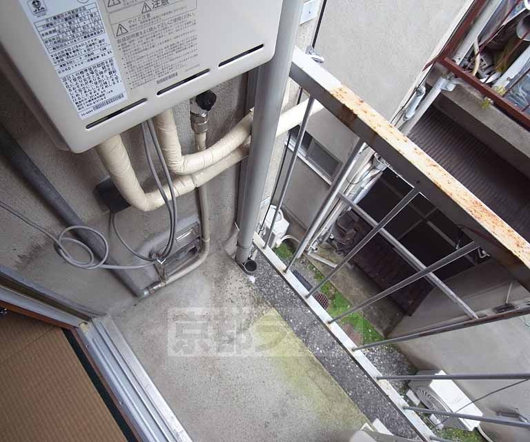 その他設備　室外に洗濯機が設置可能です。