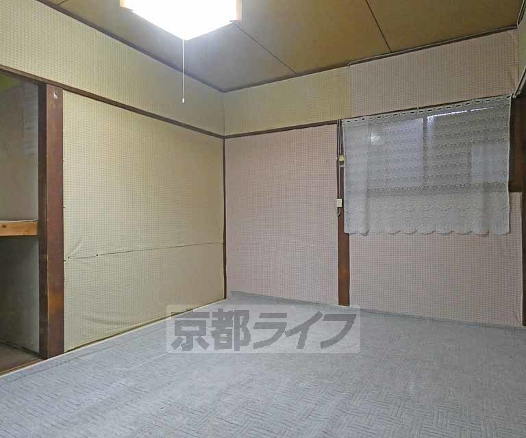 居室・リビング　倉庫利用にピッタリです。