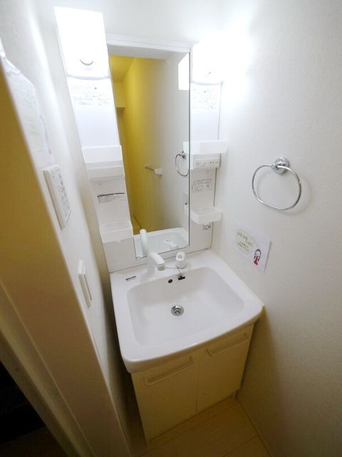 洗面設備　★独立洗面台の様子★