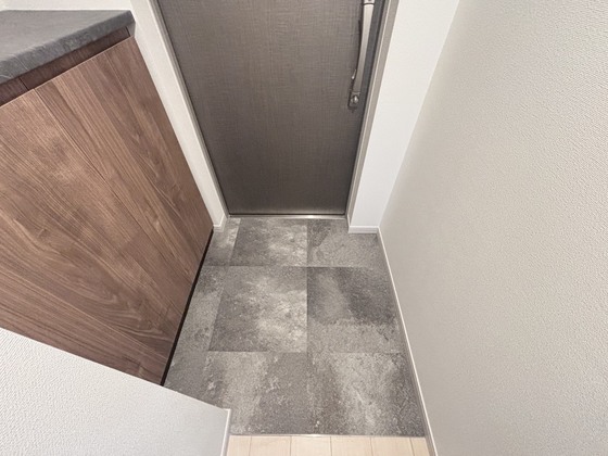 玄関　同仕様タイプ